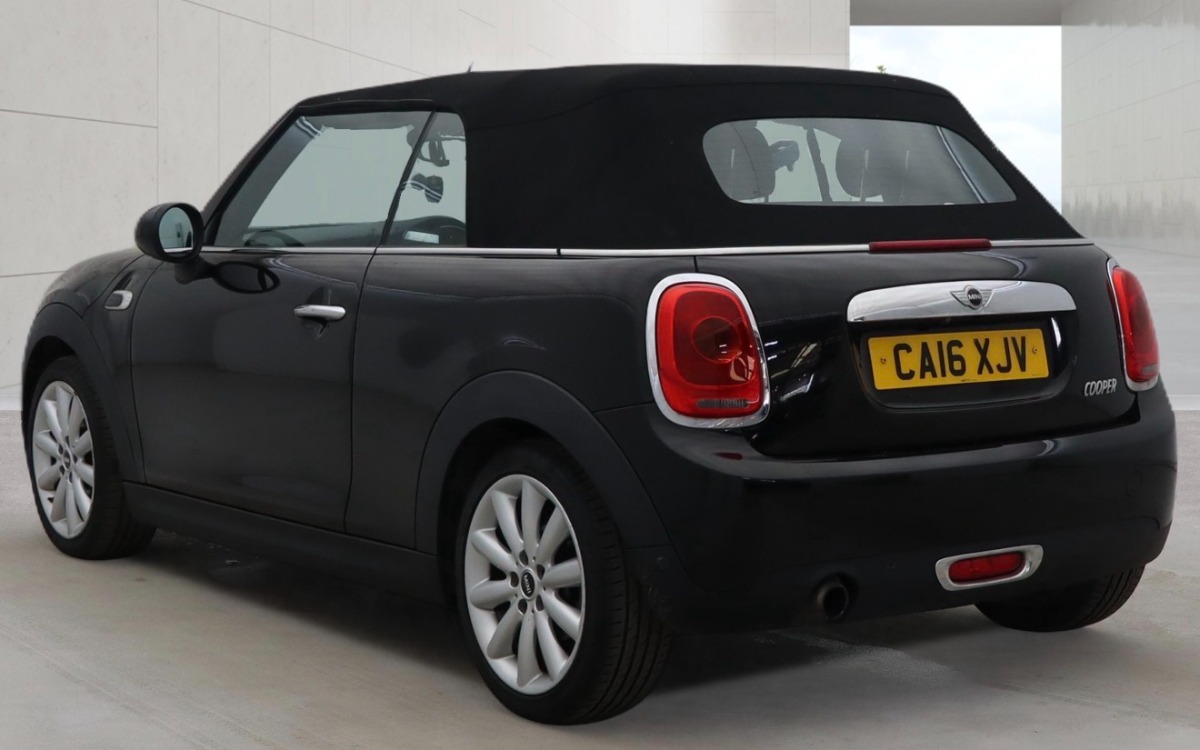 MINI Cooper Convertable