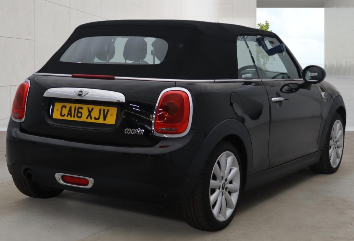 MINI Cooper Convertable