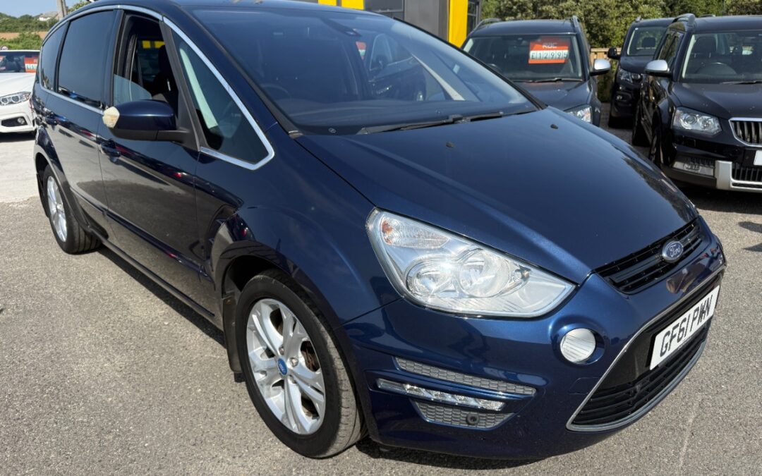 Ford S-Max MPV