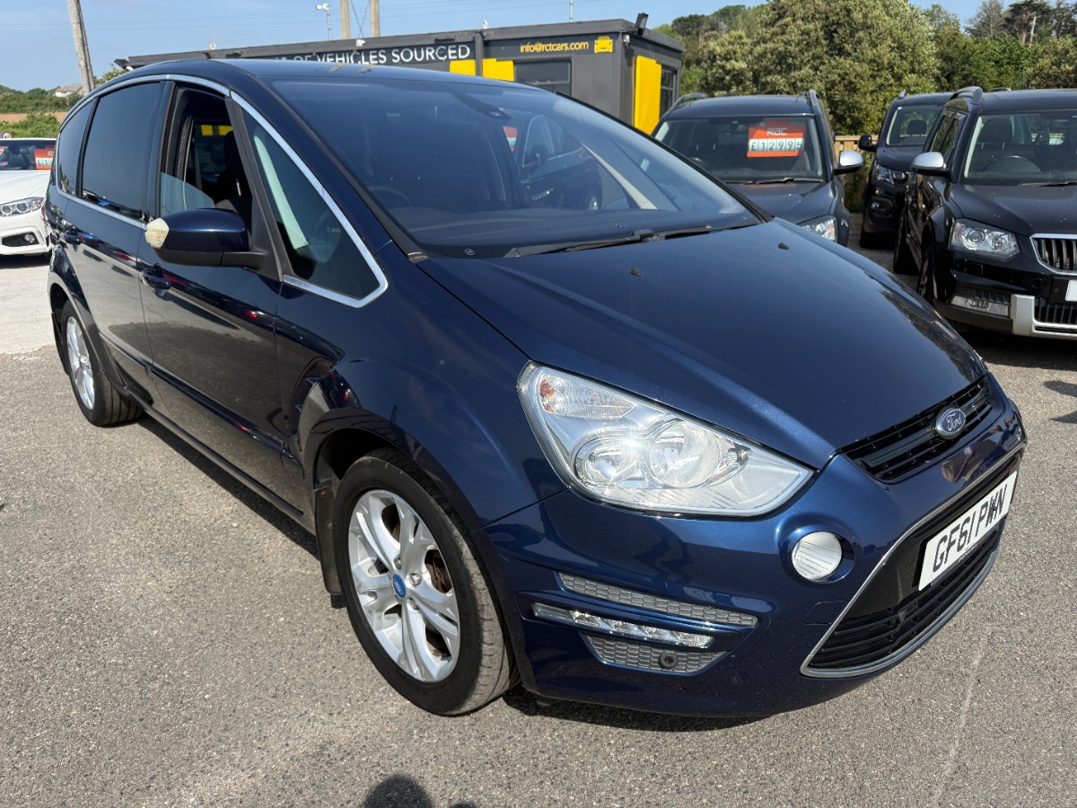 Ford S-Max MPV