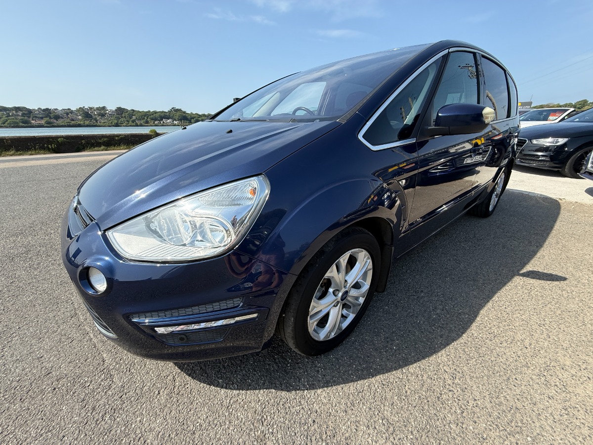 Ford S-Max MPV