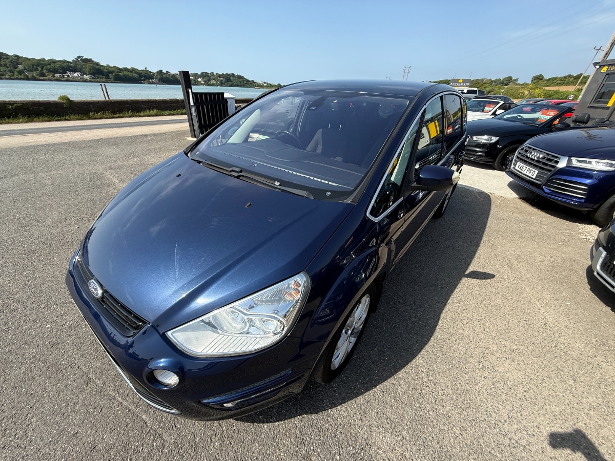 Ford S-Max MPV