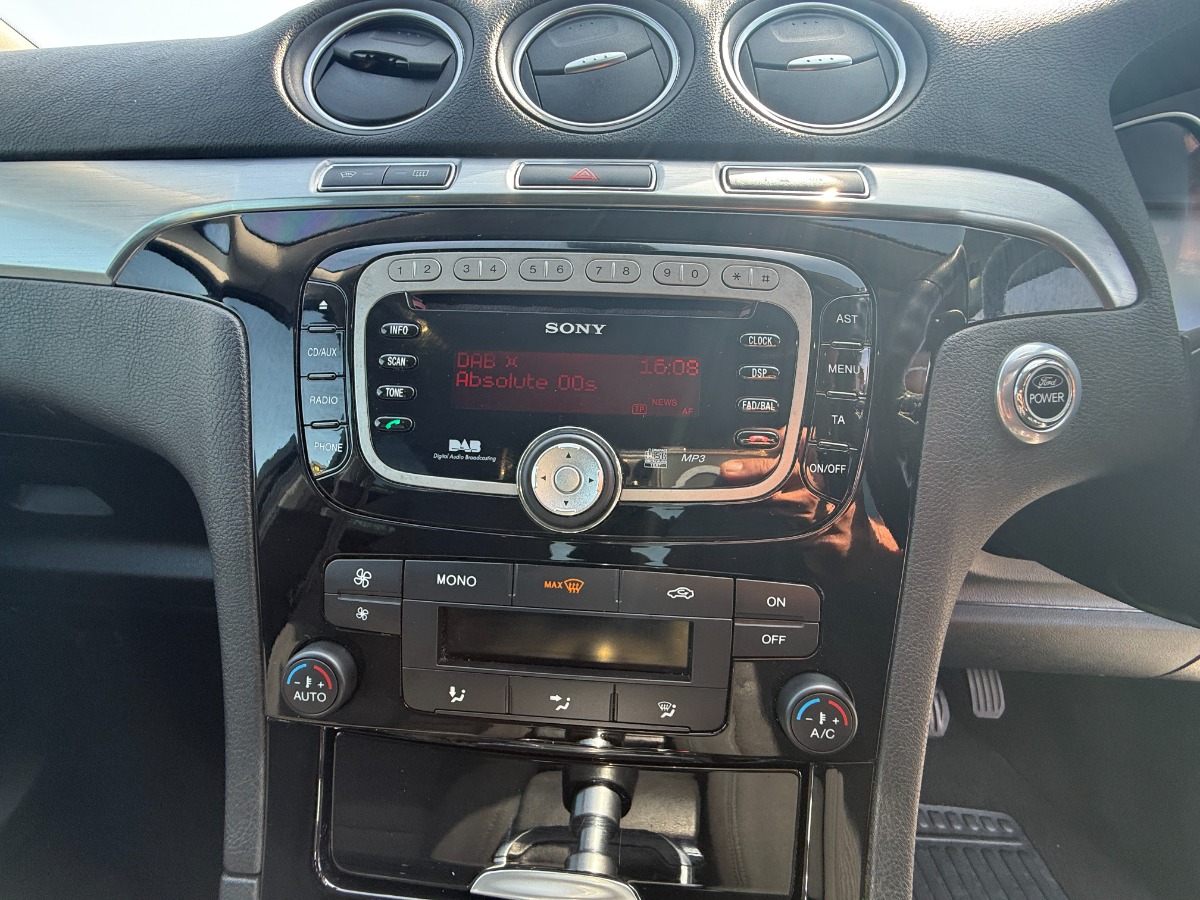 Ford S-Max MPV