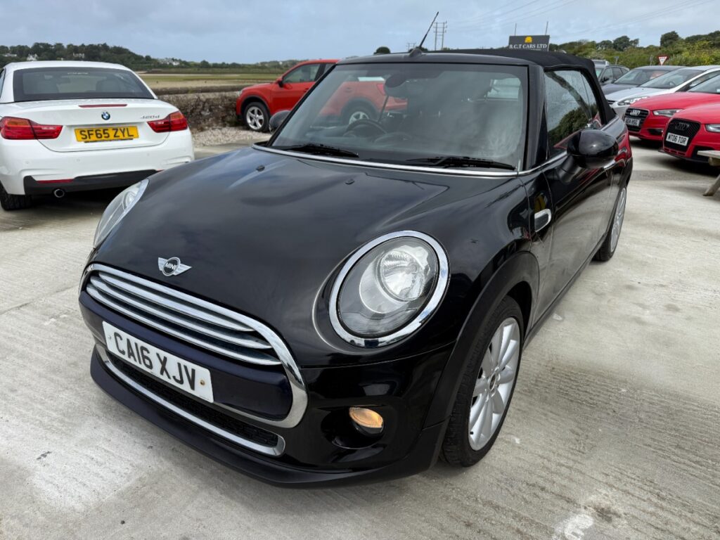 MINI Cooper Convertable