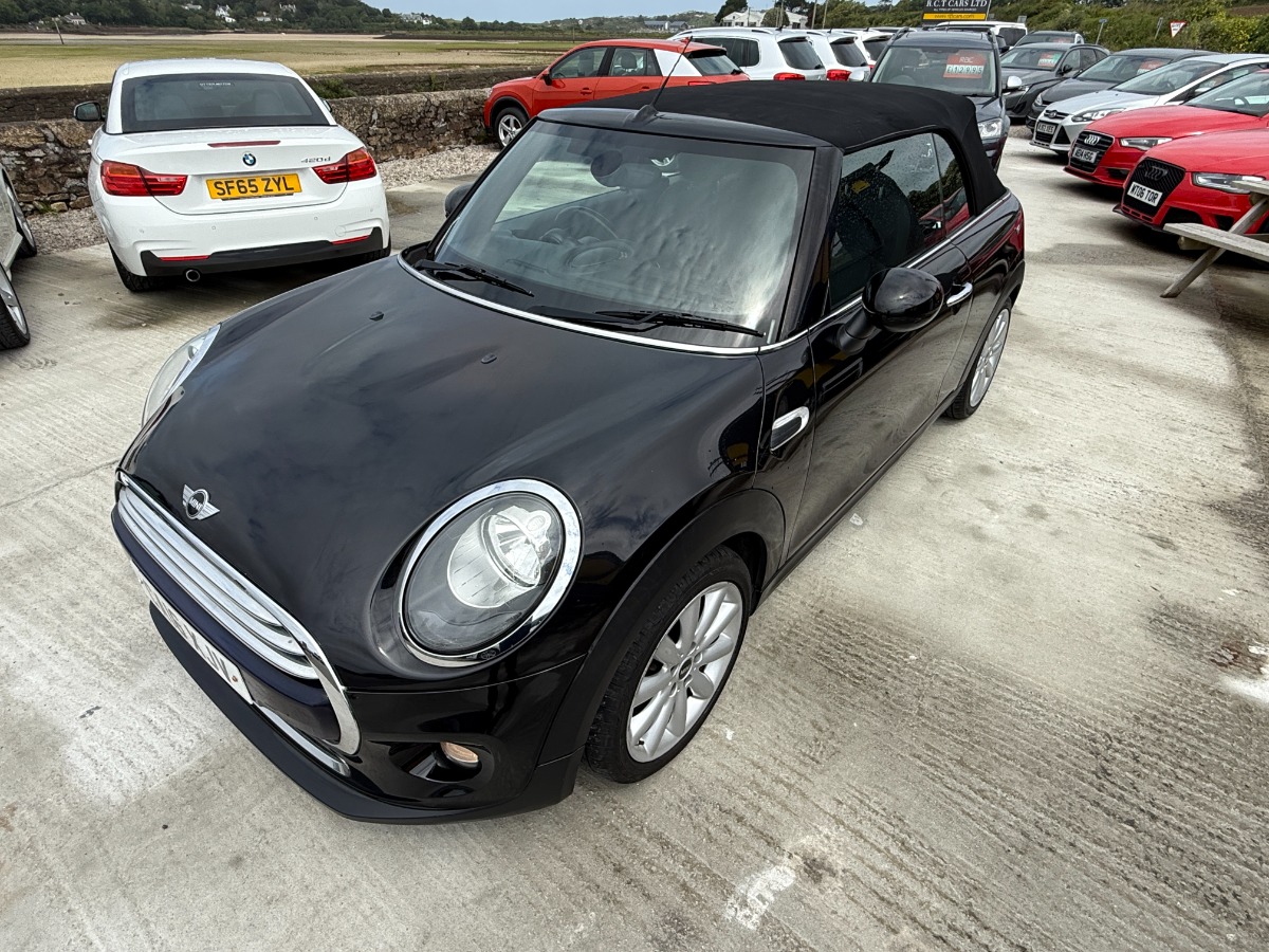 MINI Cooper Convertable