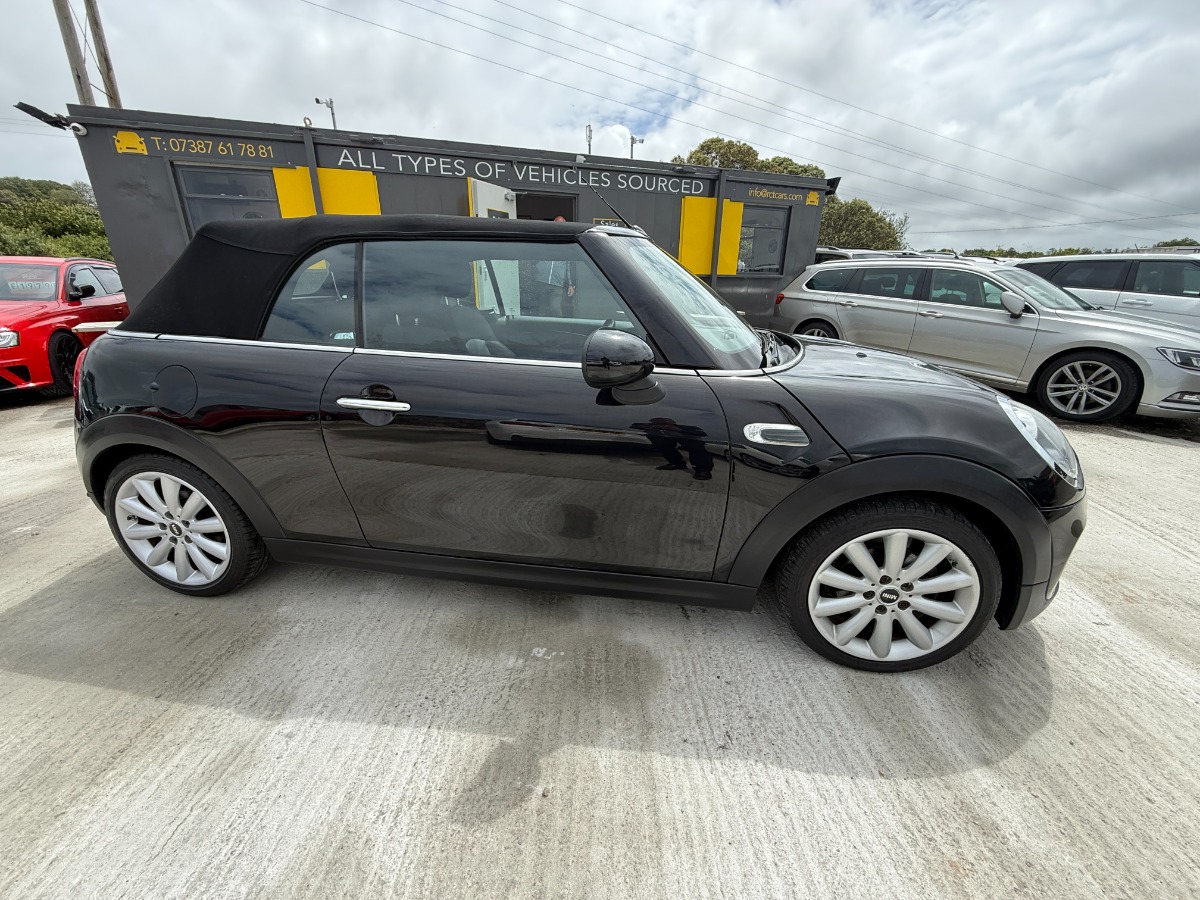 MINI Cooper Convertable