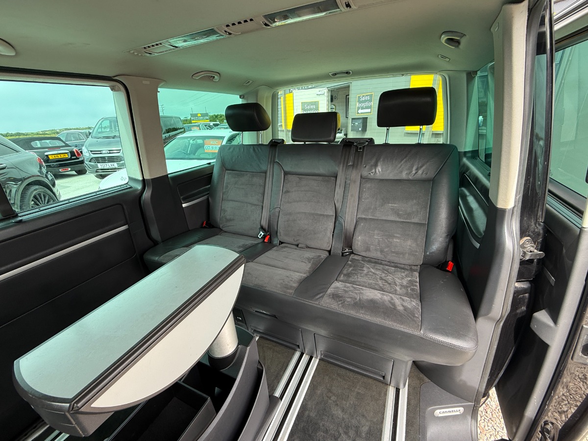 Volkswagen Caravelle MPV