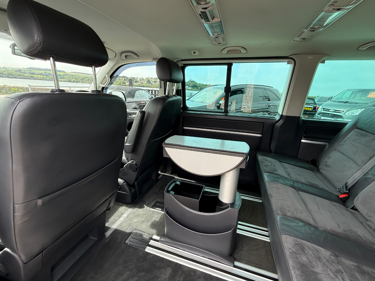 Volkswagen Caravelle MPV