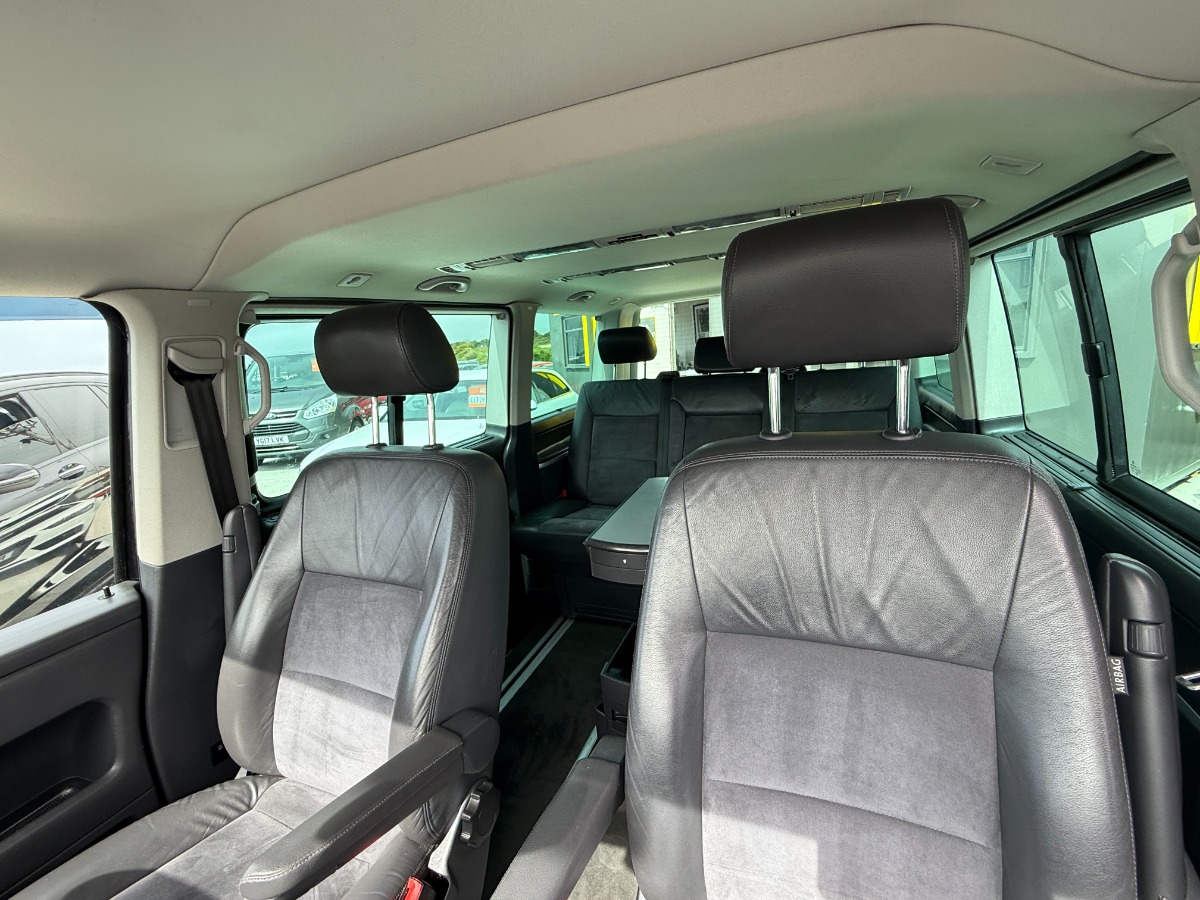 Volkswagen Caravelle MPV