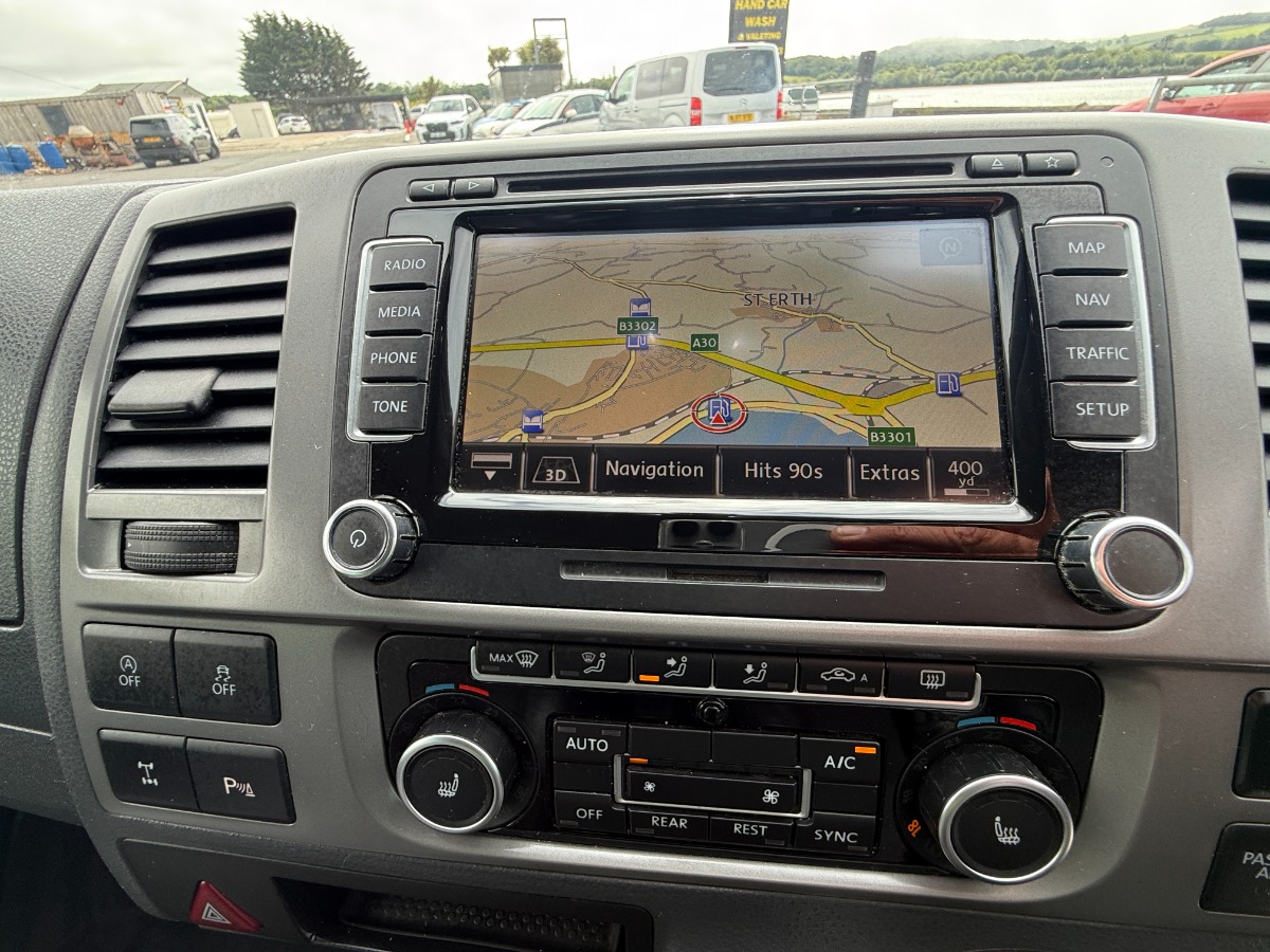 Volkswagen Caravelle MPV