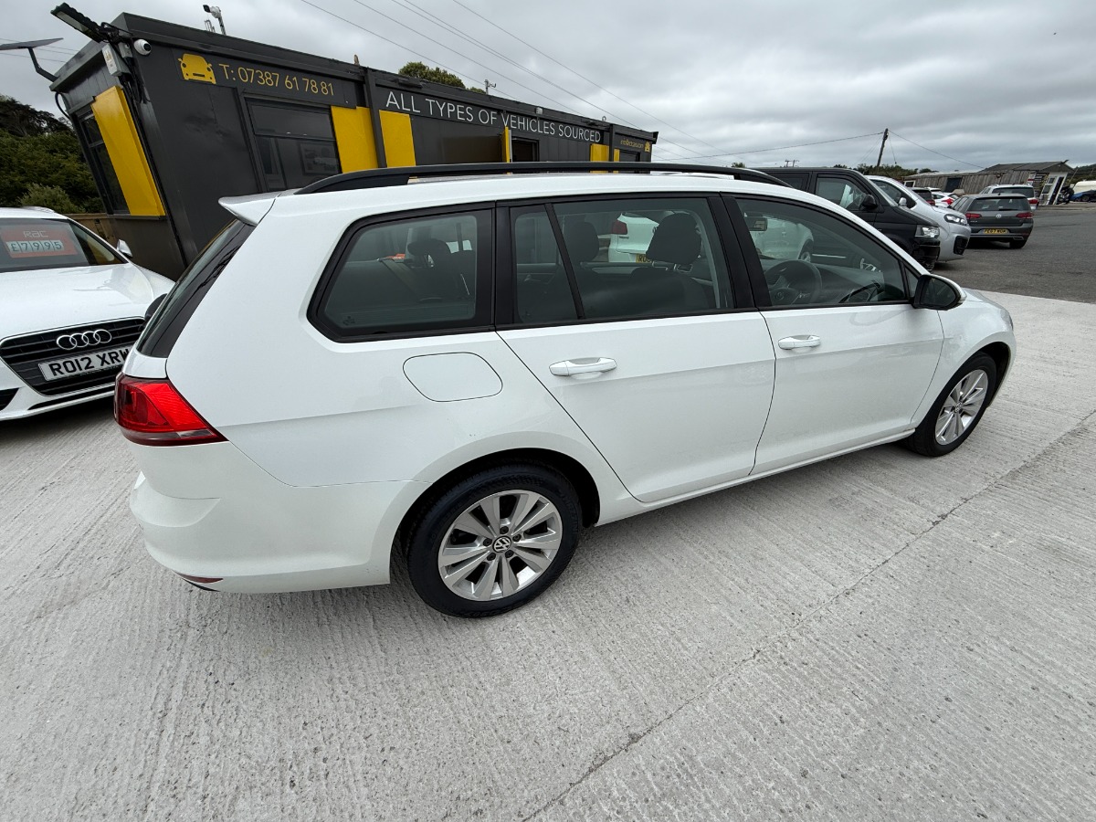 Volkswagen Golf Estate