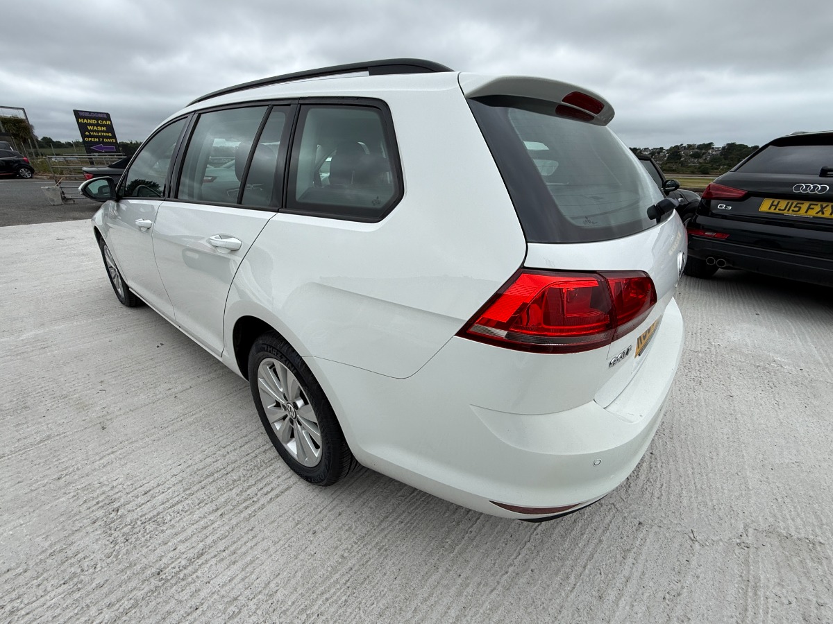 Volkswagen Golf Estate