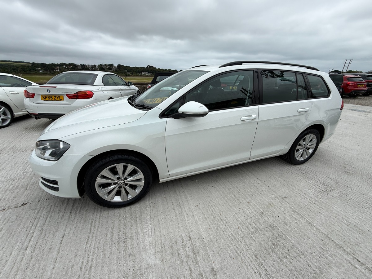 Volkswagen Golf Estate