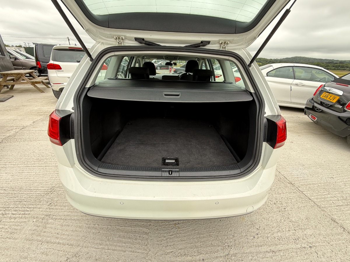 Volkswagen Golf Estate