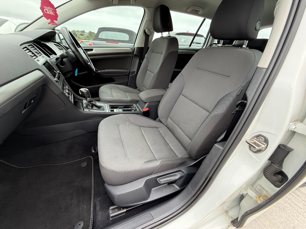 Volkswagen Golf Estate