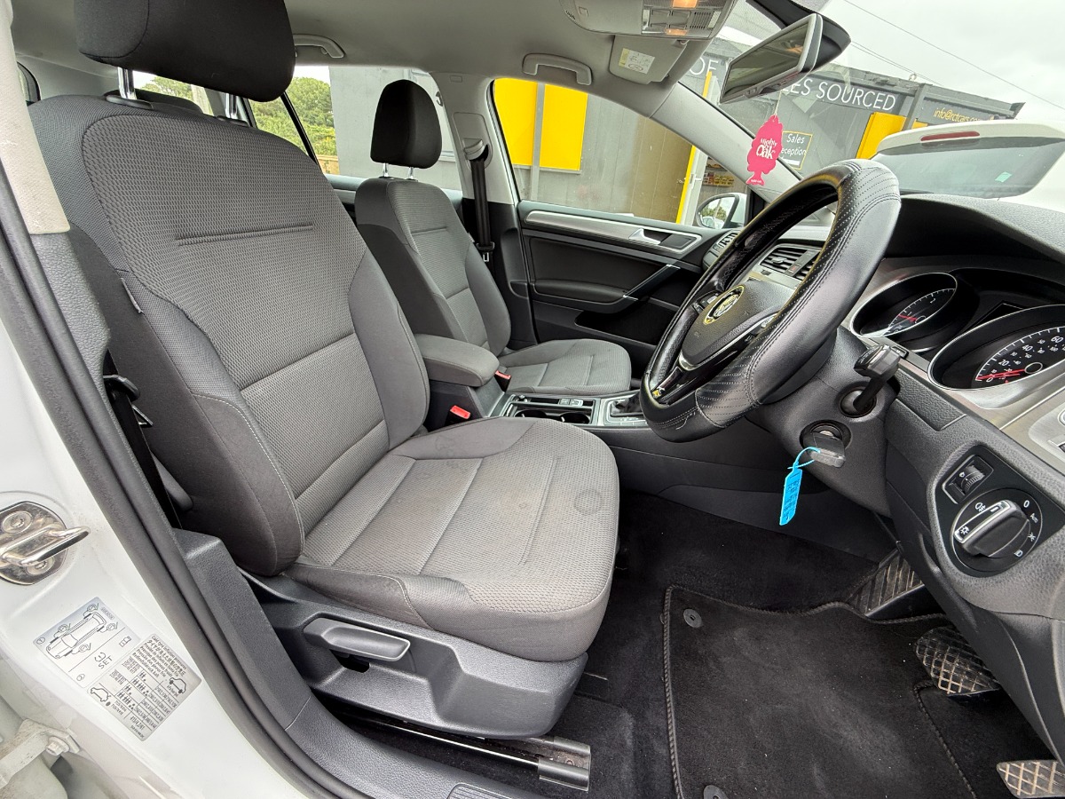Volkswagen Golf Estate