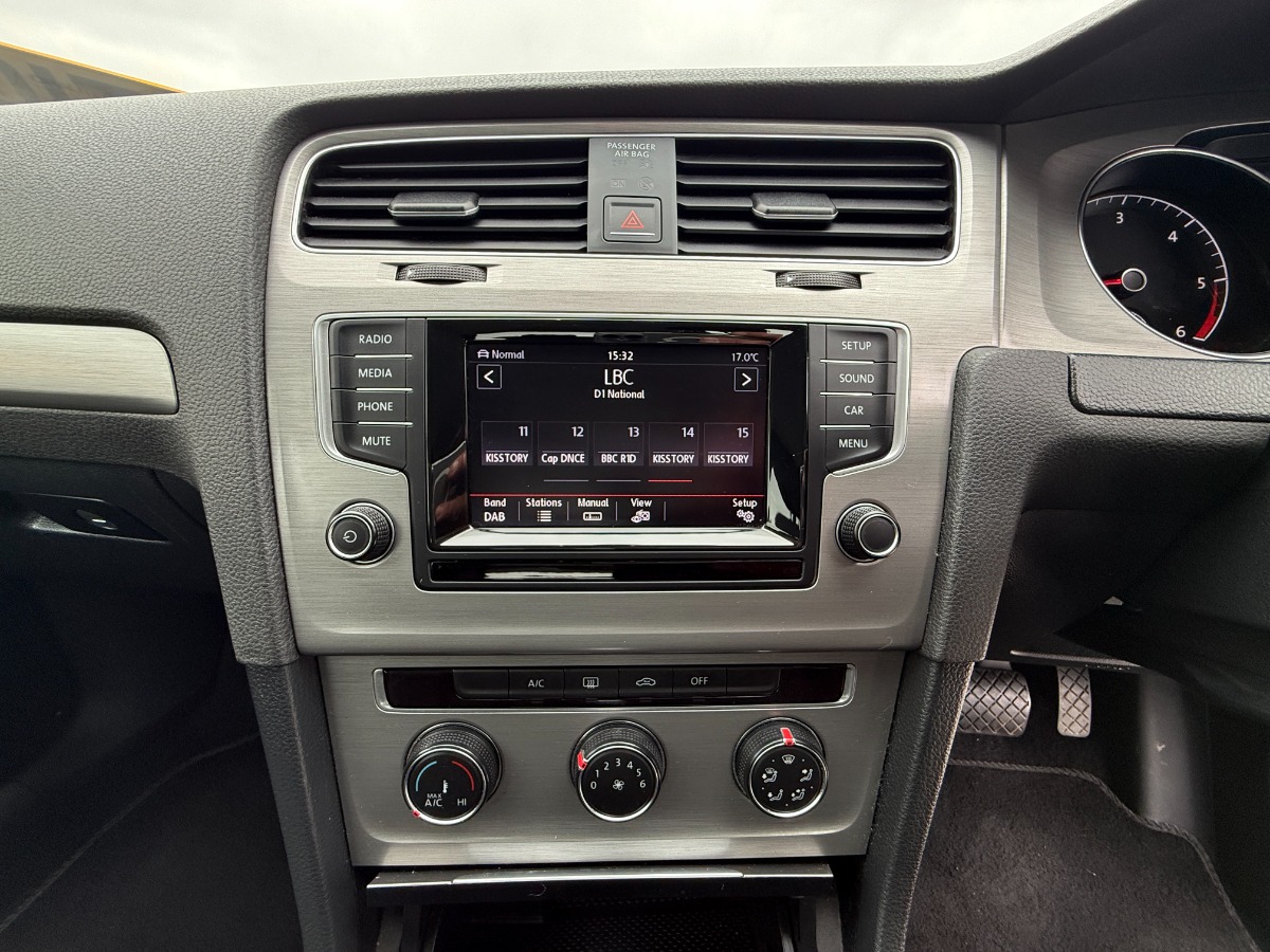 Volkswagen Golf Estate