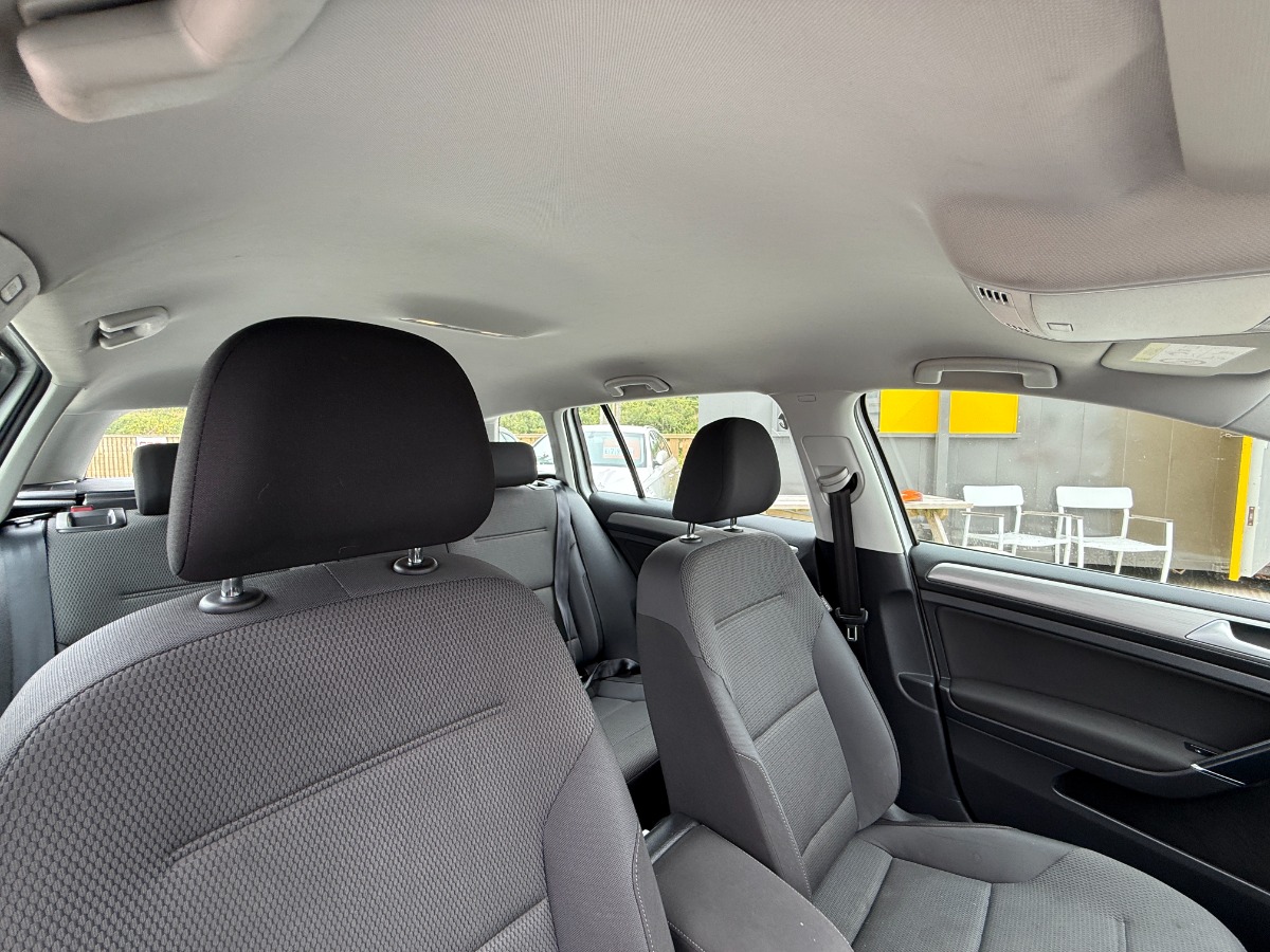 Volkswagen Golf Estate
