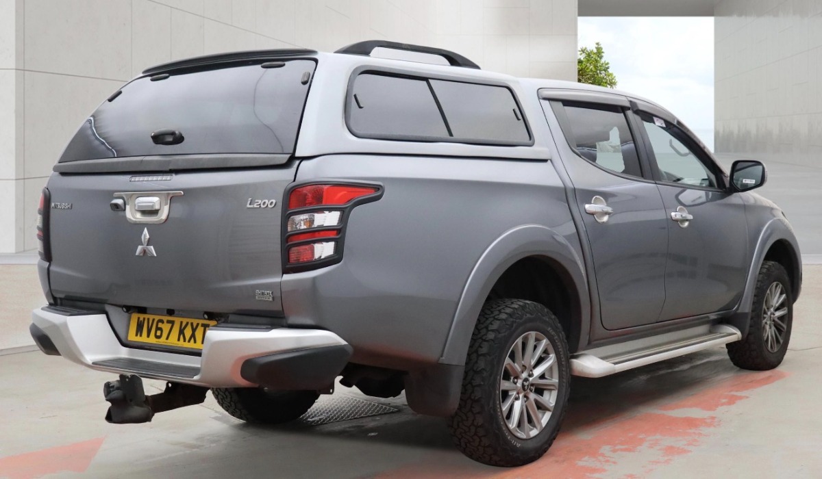 Mitsubishi L200 Pickup