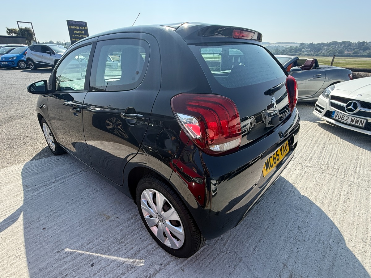 Peugeot 108 Hatchback