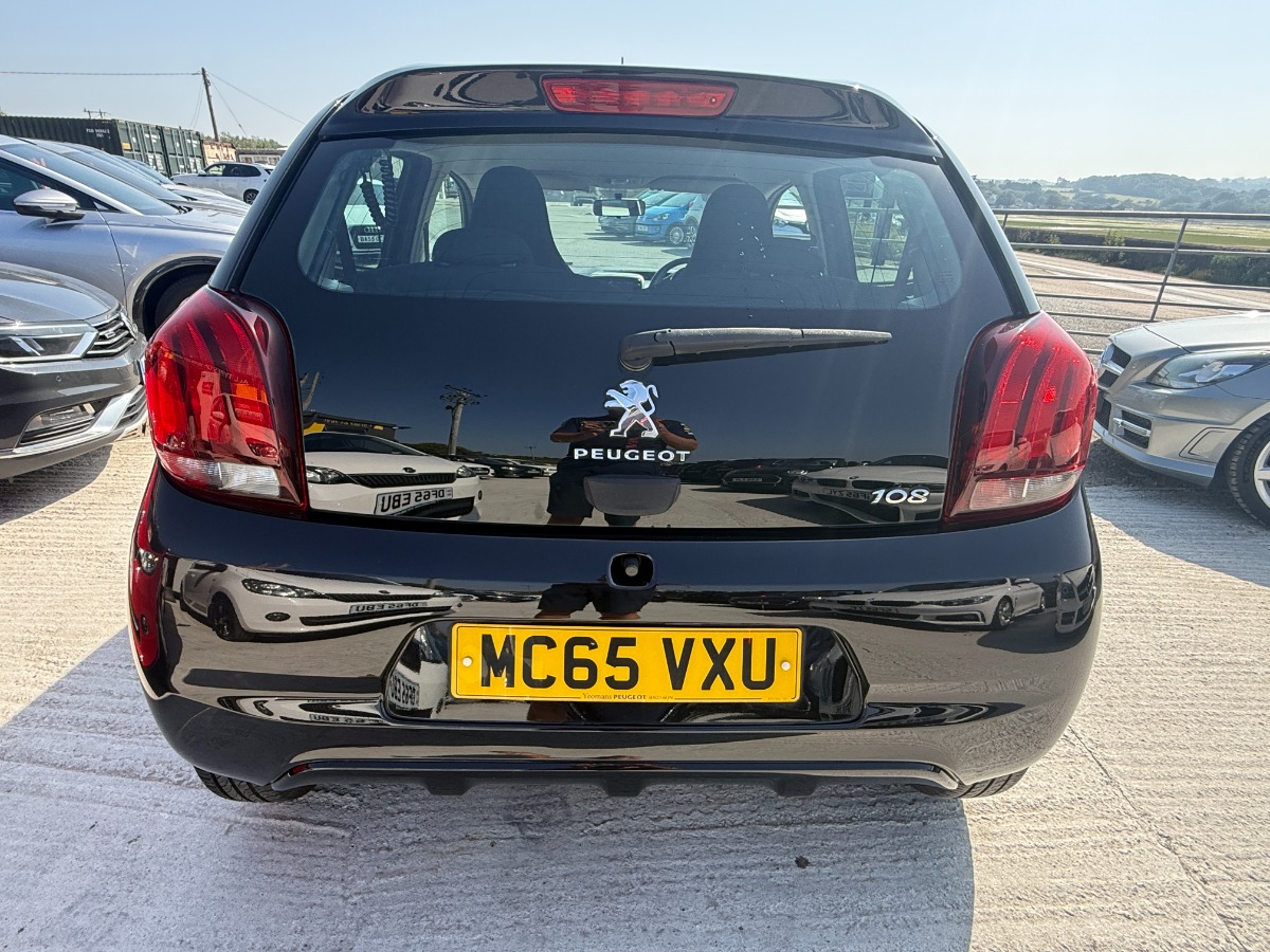 Peugeot 108 Hatchback