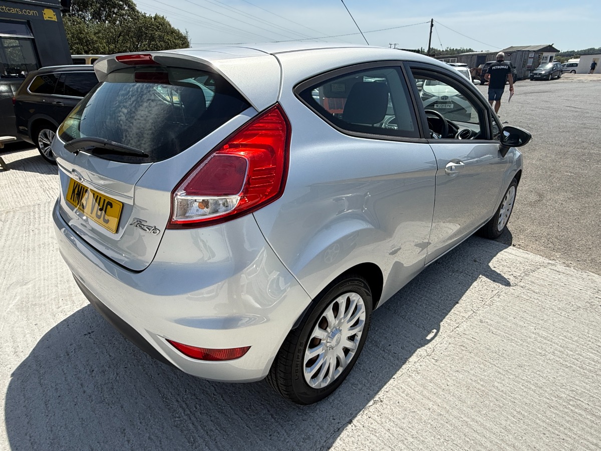 Ford Fiesta Hatchback