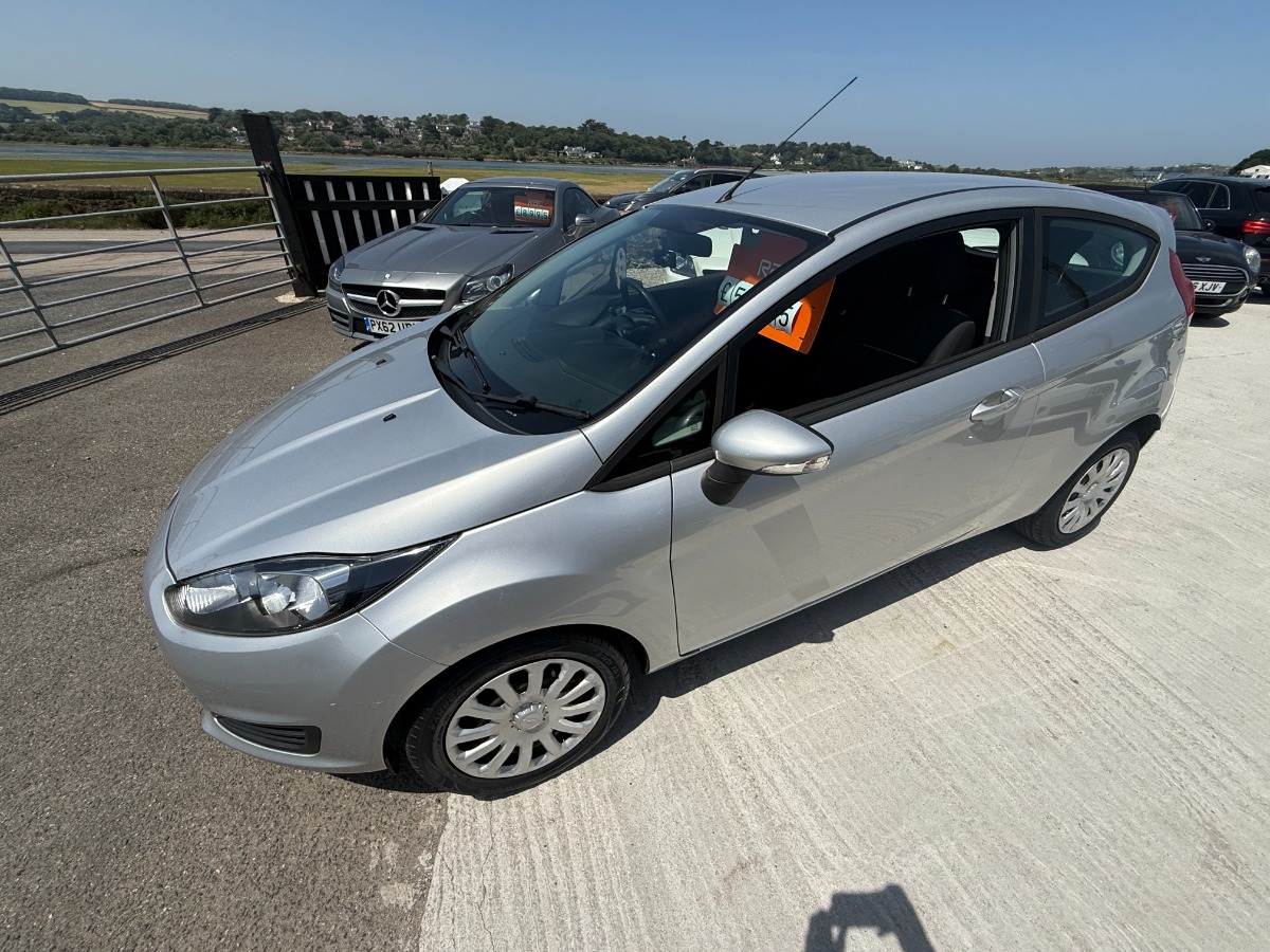 Ford Fiesta Hatchback