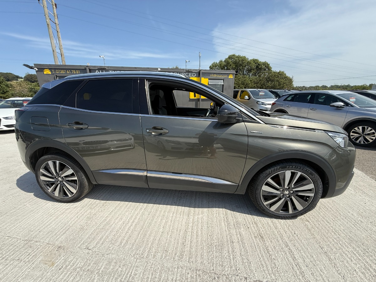 Peugeot 3008 Hatchback