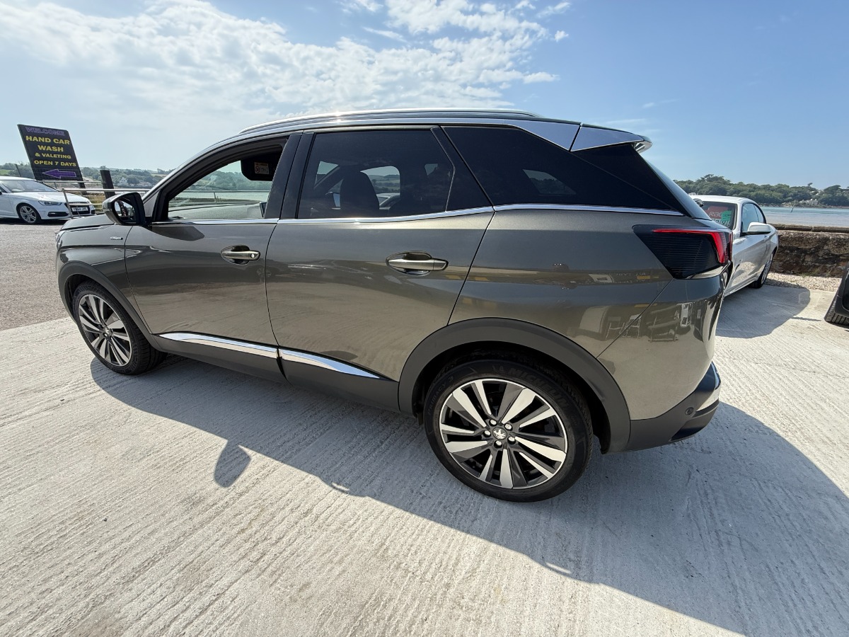 Peugeot 3008 Hatchback