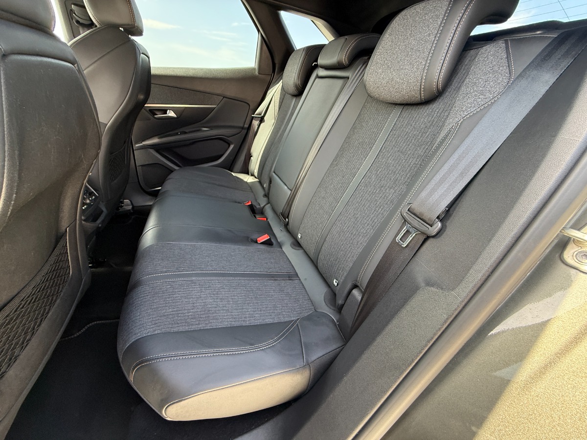 Peugeot 3008 Hatchback