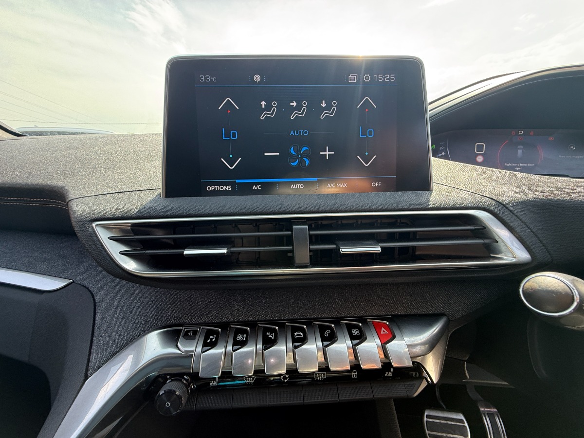 Peugeot 3008 Hatchback