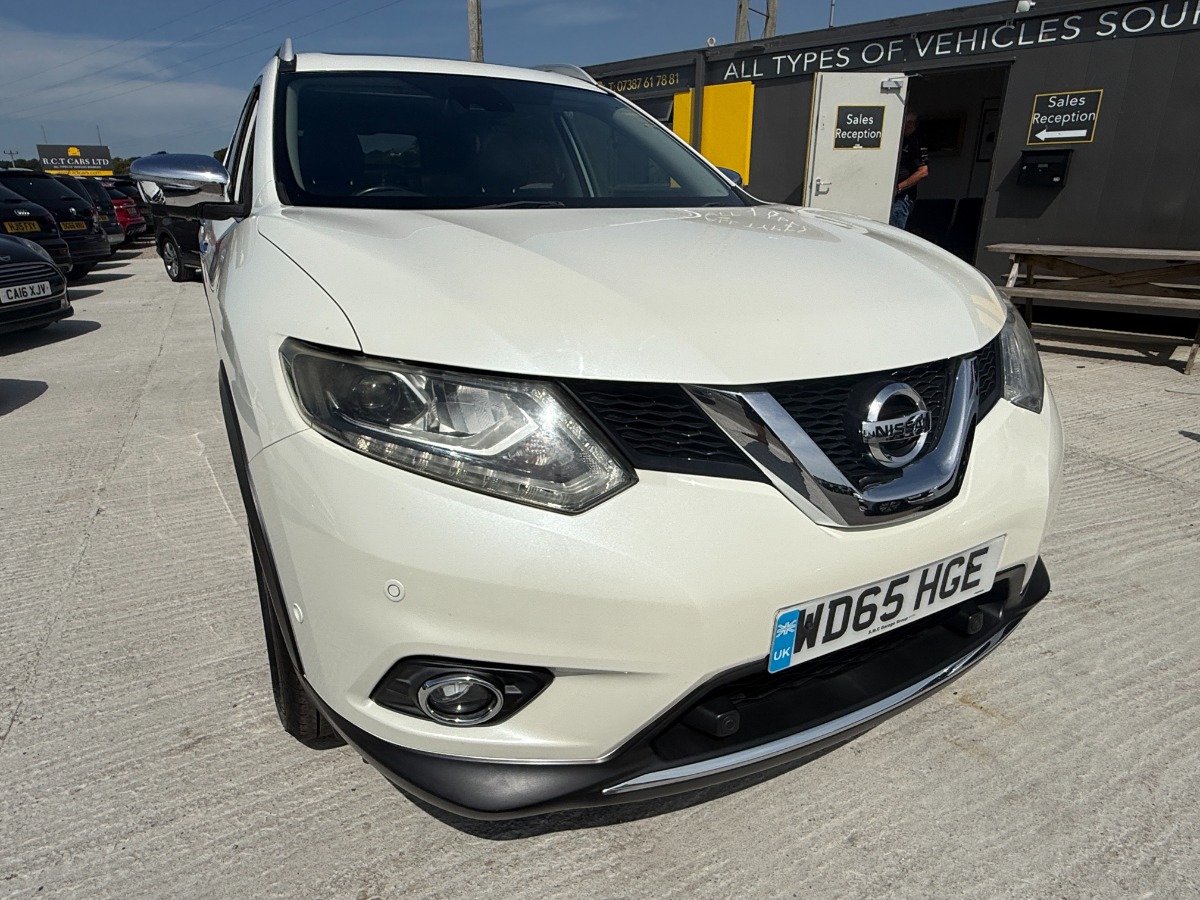 Nissan X-Trail SUV