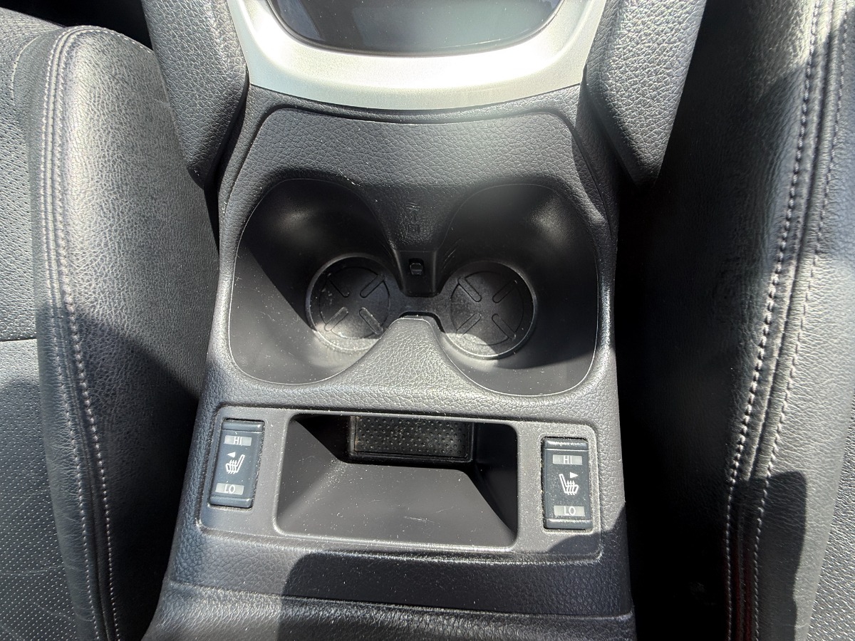 Nissan X-Trail SUV
