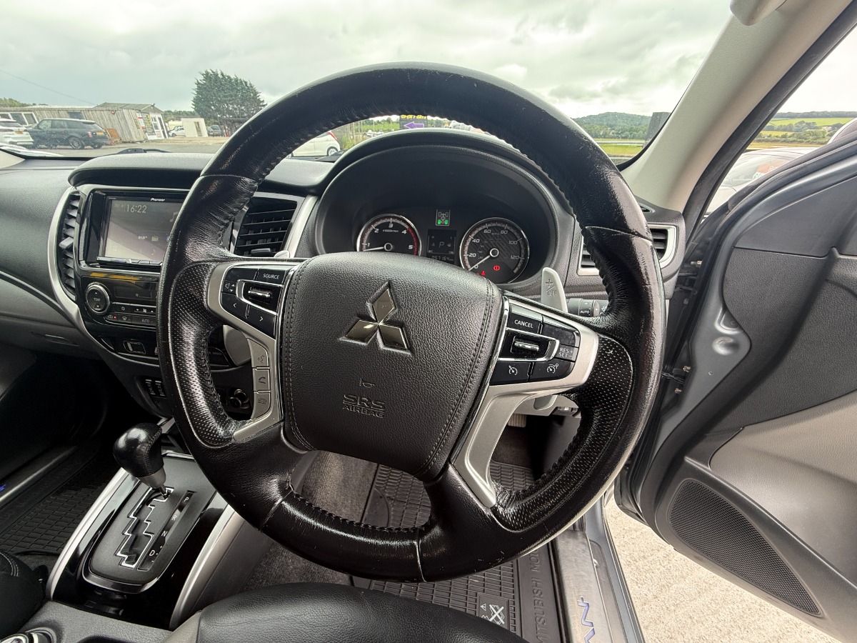 Mitsubishi L200 Pickup