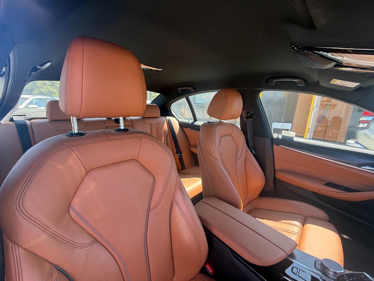 BMW 5 Series Saloon