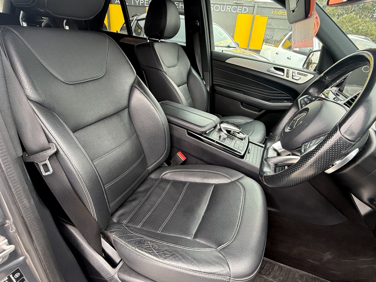Mercedes Benz GLE SUV