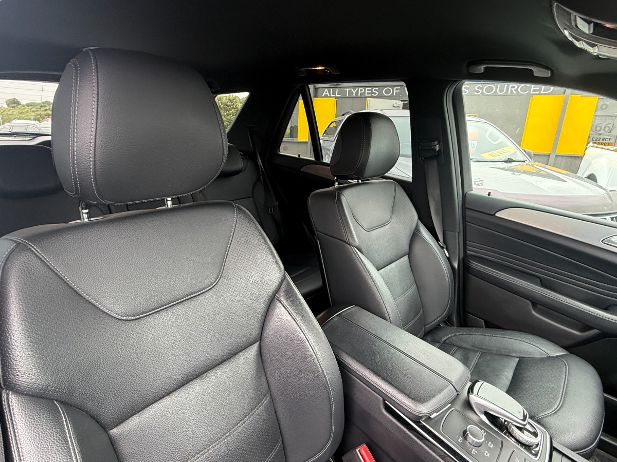 Mercedes Benz GLE SUV