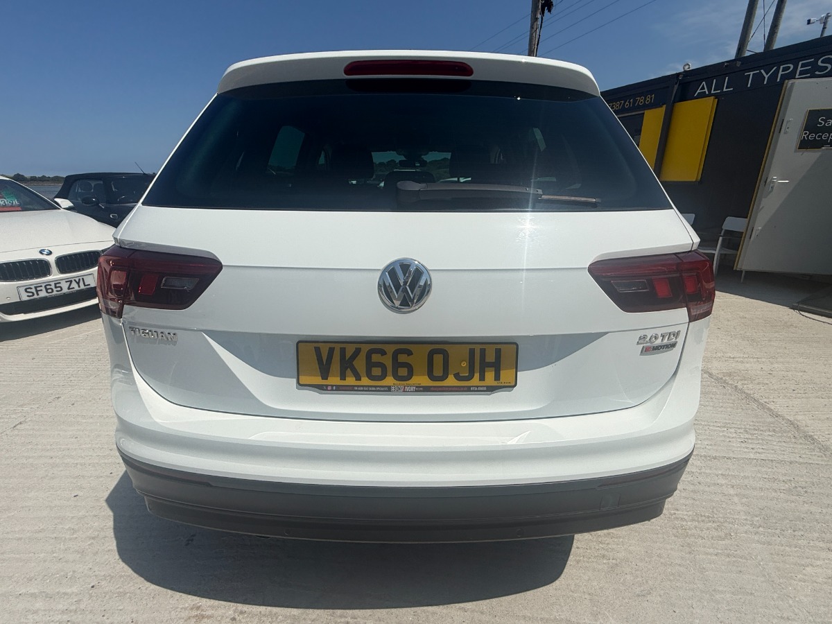Volkswagen Tiguan SUV