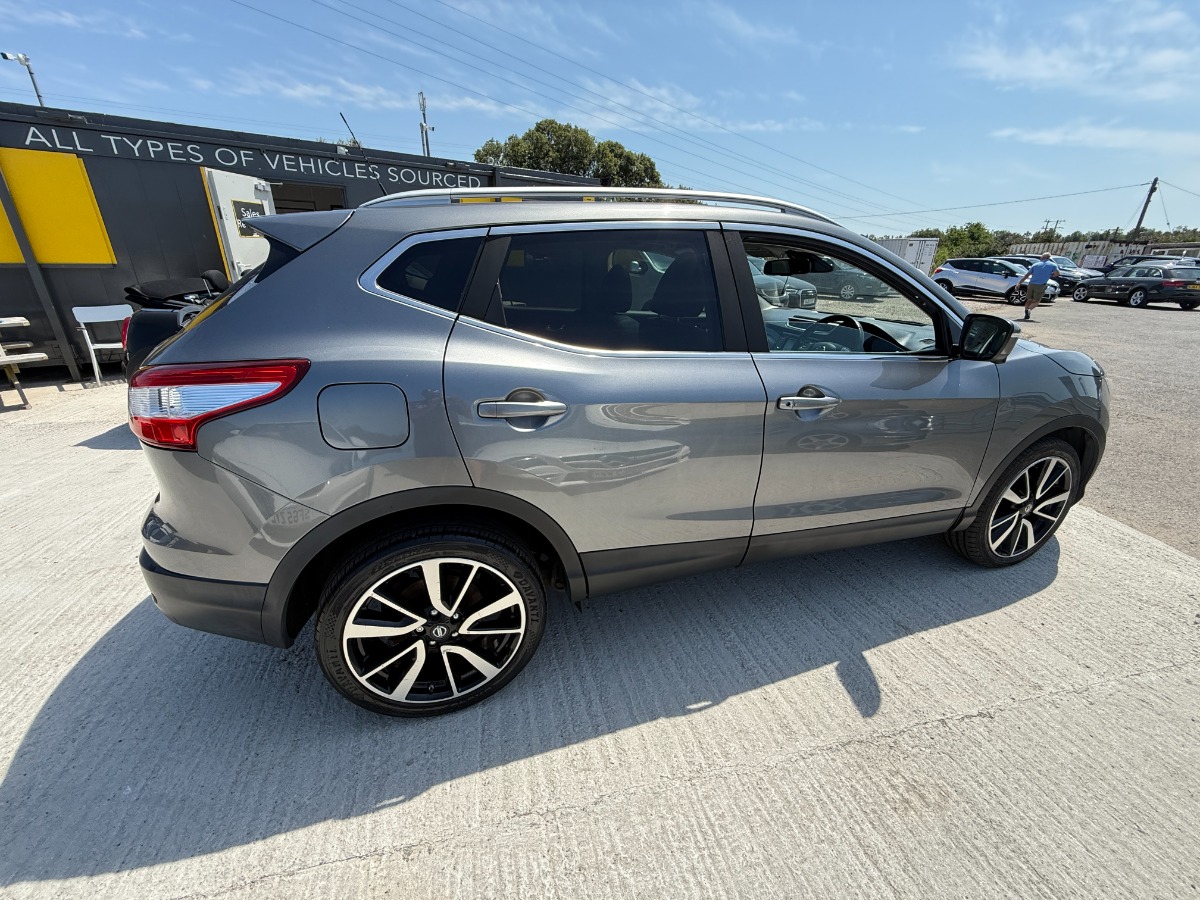 Nissan Qashqai SUV