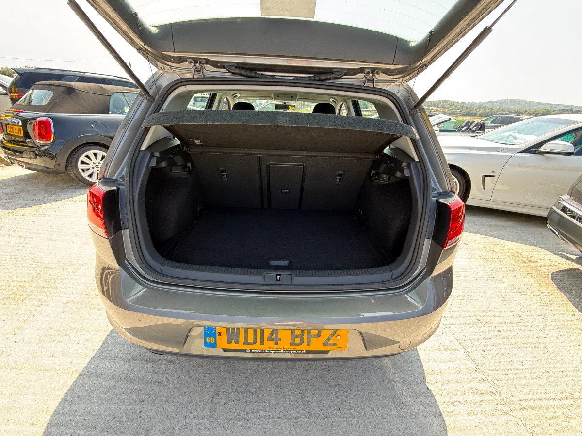 Volkswagen Golf Hatchback