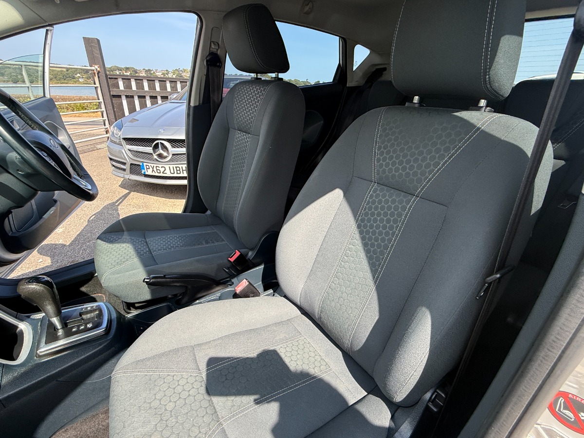 Ford Fiesta Hatchback