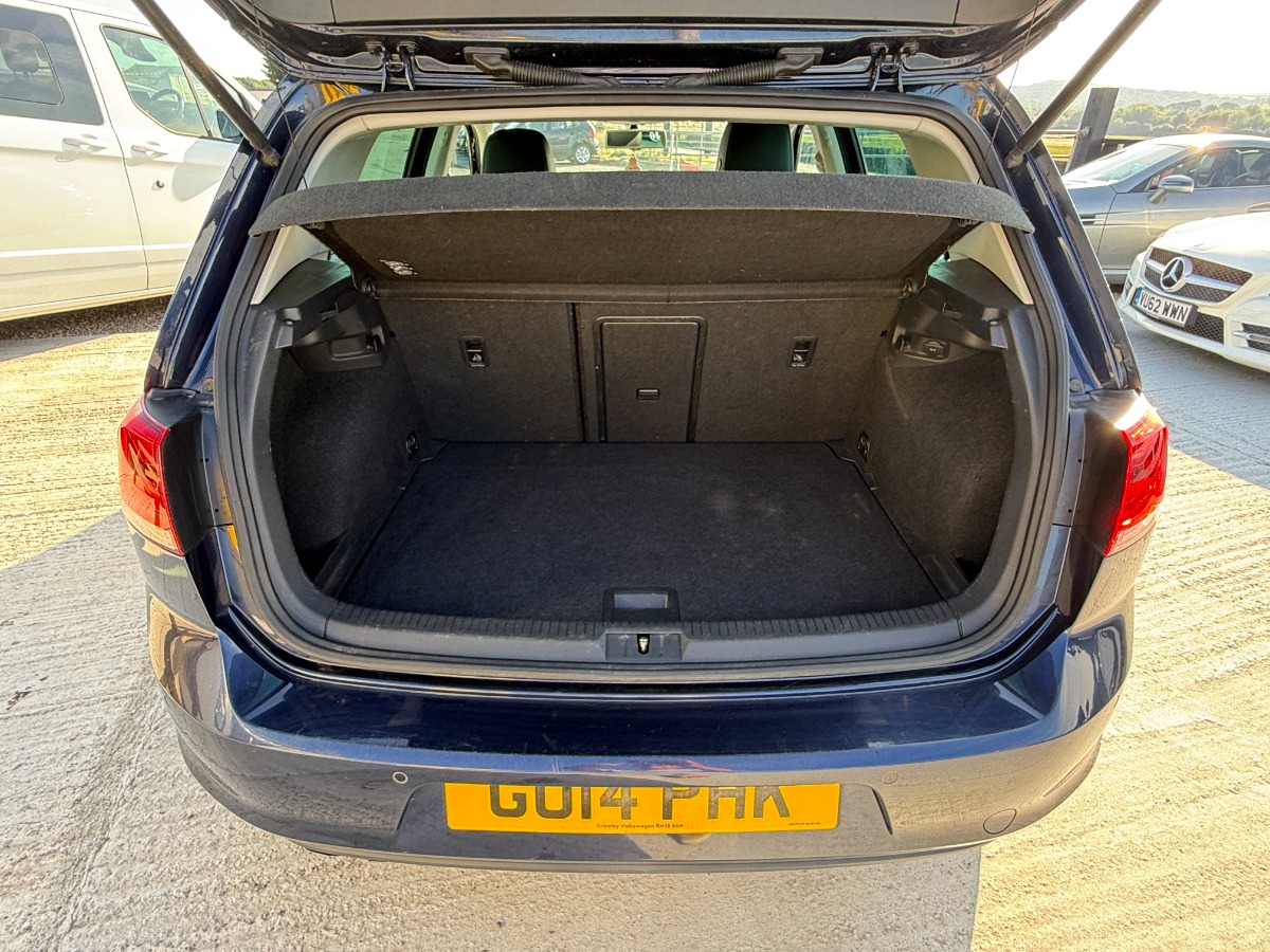 Volkswagen Golf Hatchback