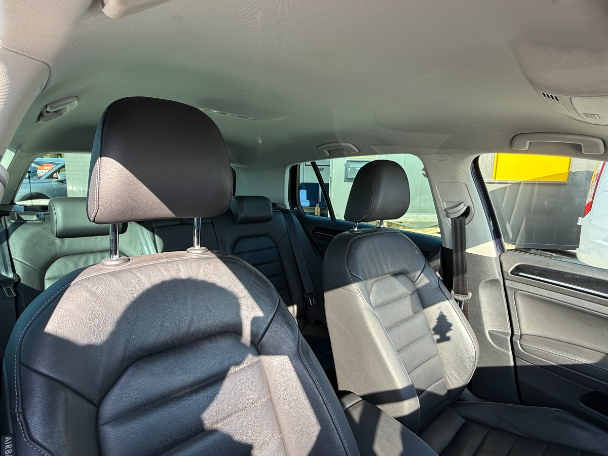 Volkswagen Golf Hatchback