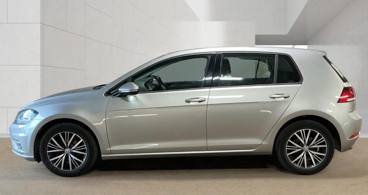 Volkswagen Golf Hatchback