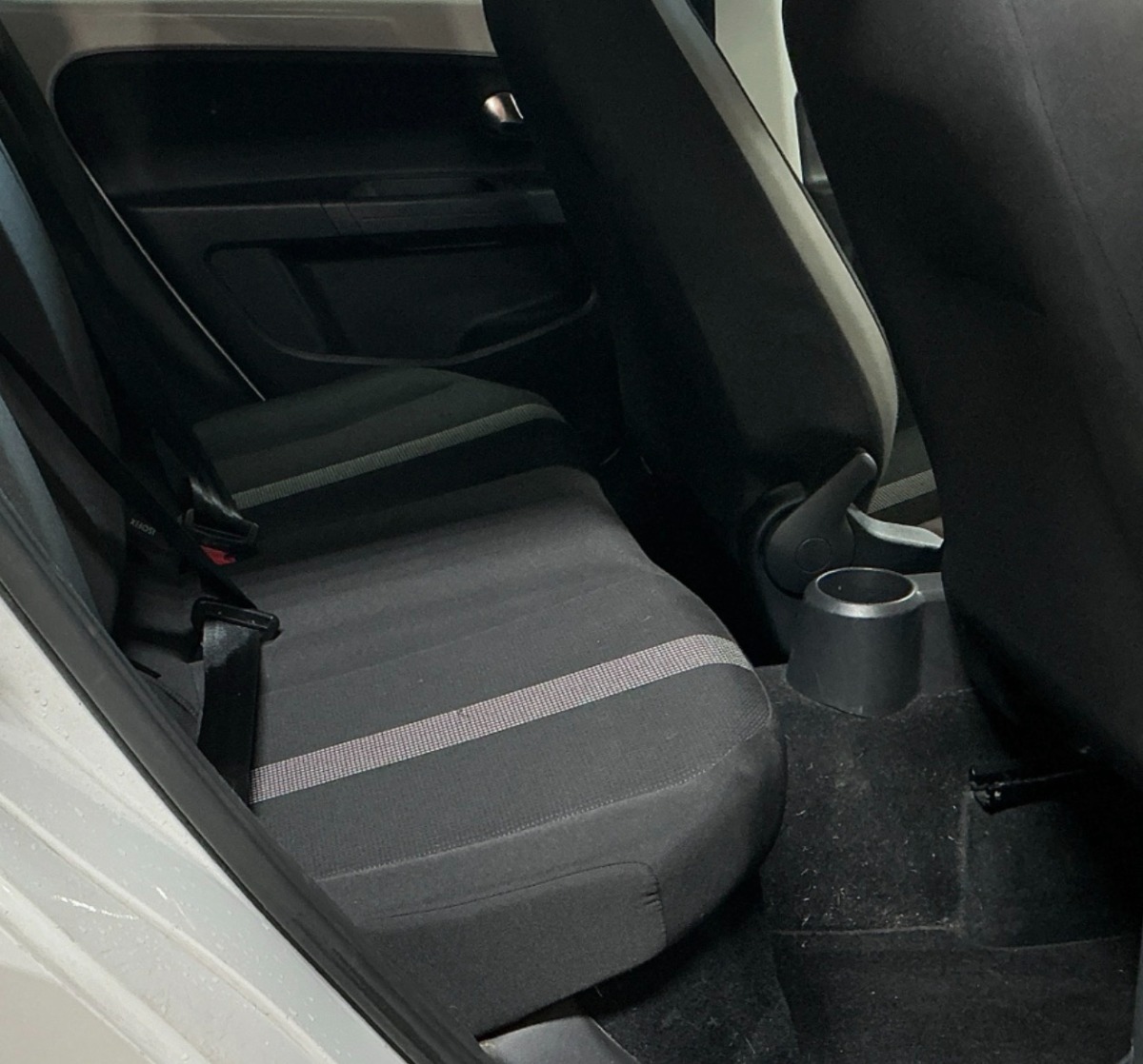 Volkswagen UP! Hatchback