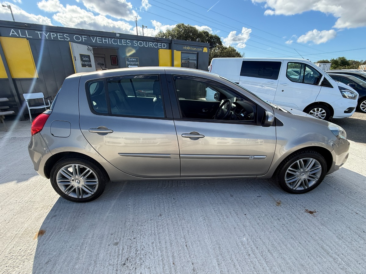 Renault Clio Hatchback