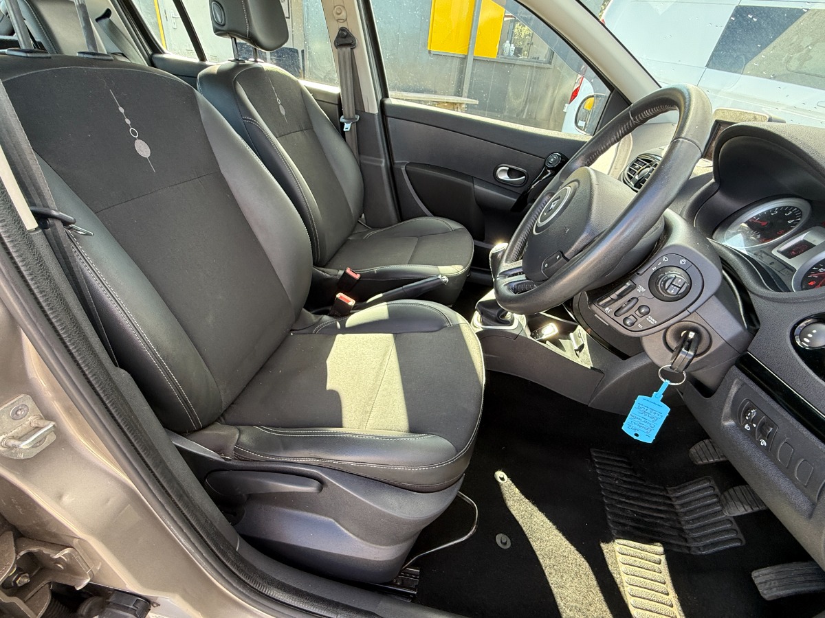 Renault Clio Hatchback