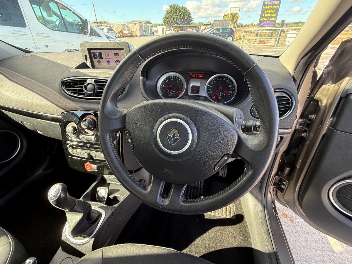 Renault Clio Hatchback