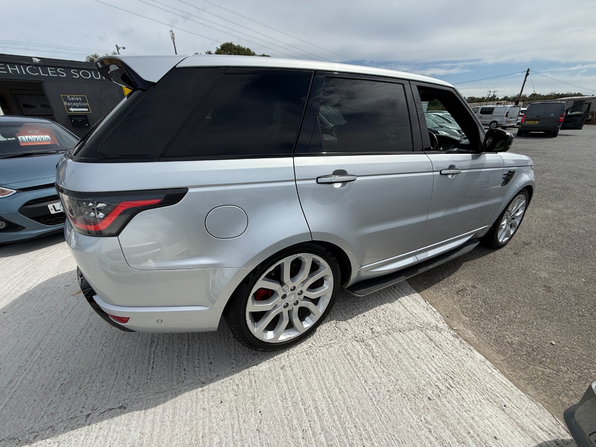 Land Rover Range Rover Sport SUV