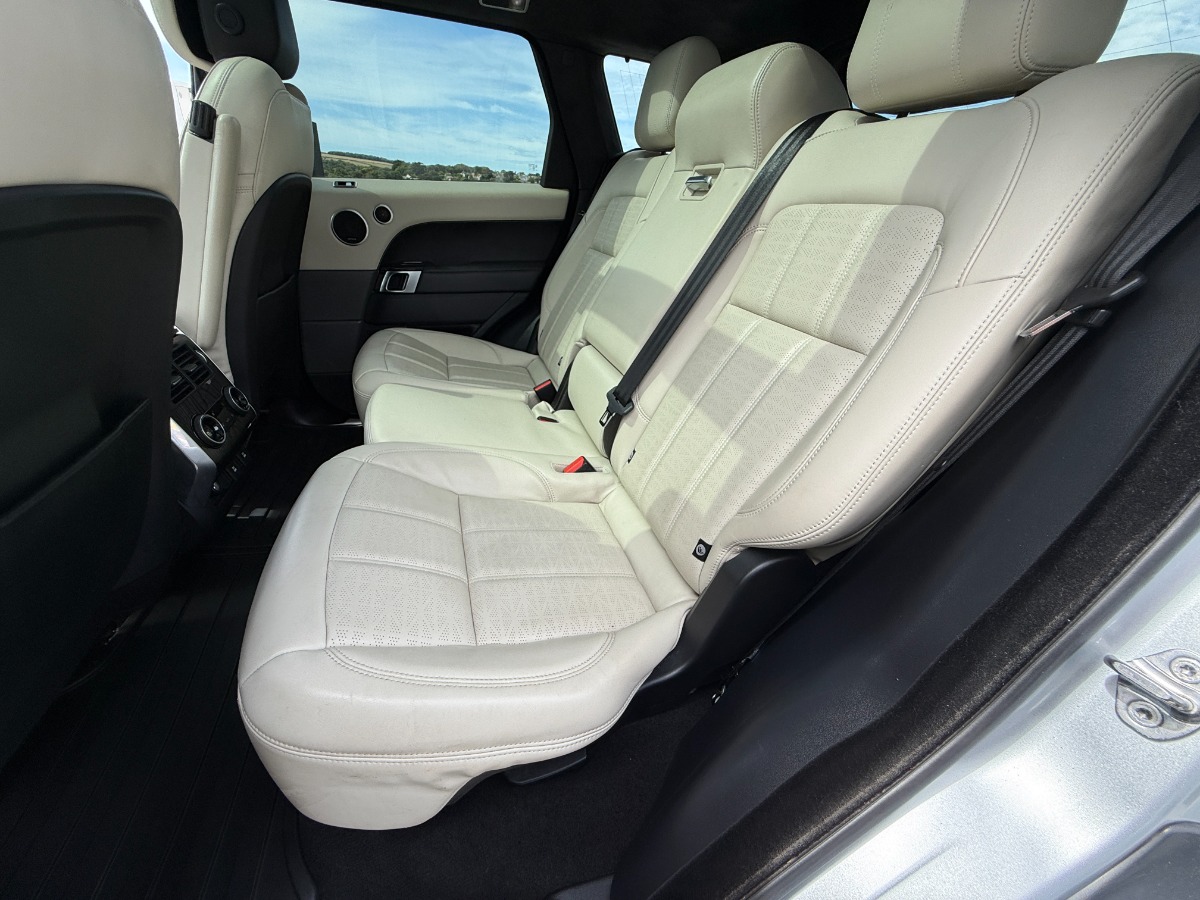Land Rover Range Rover Sport SUV